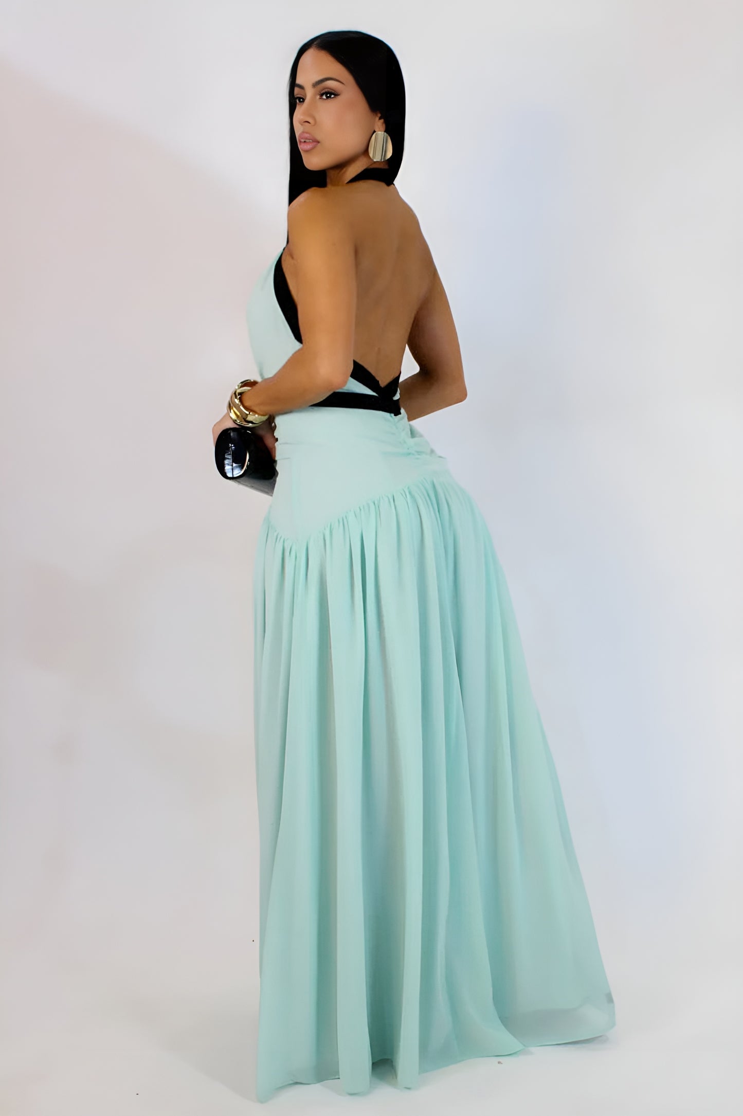 LAÏS | Robe longue fluide décolleté
