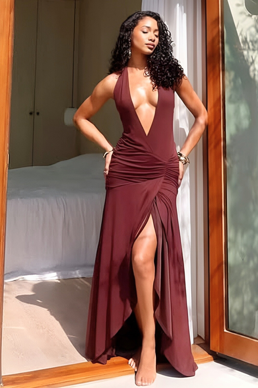 Robe longue décolleté plongeant