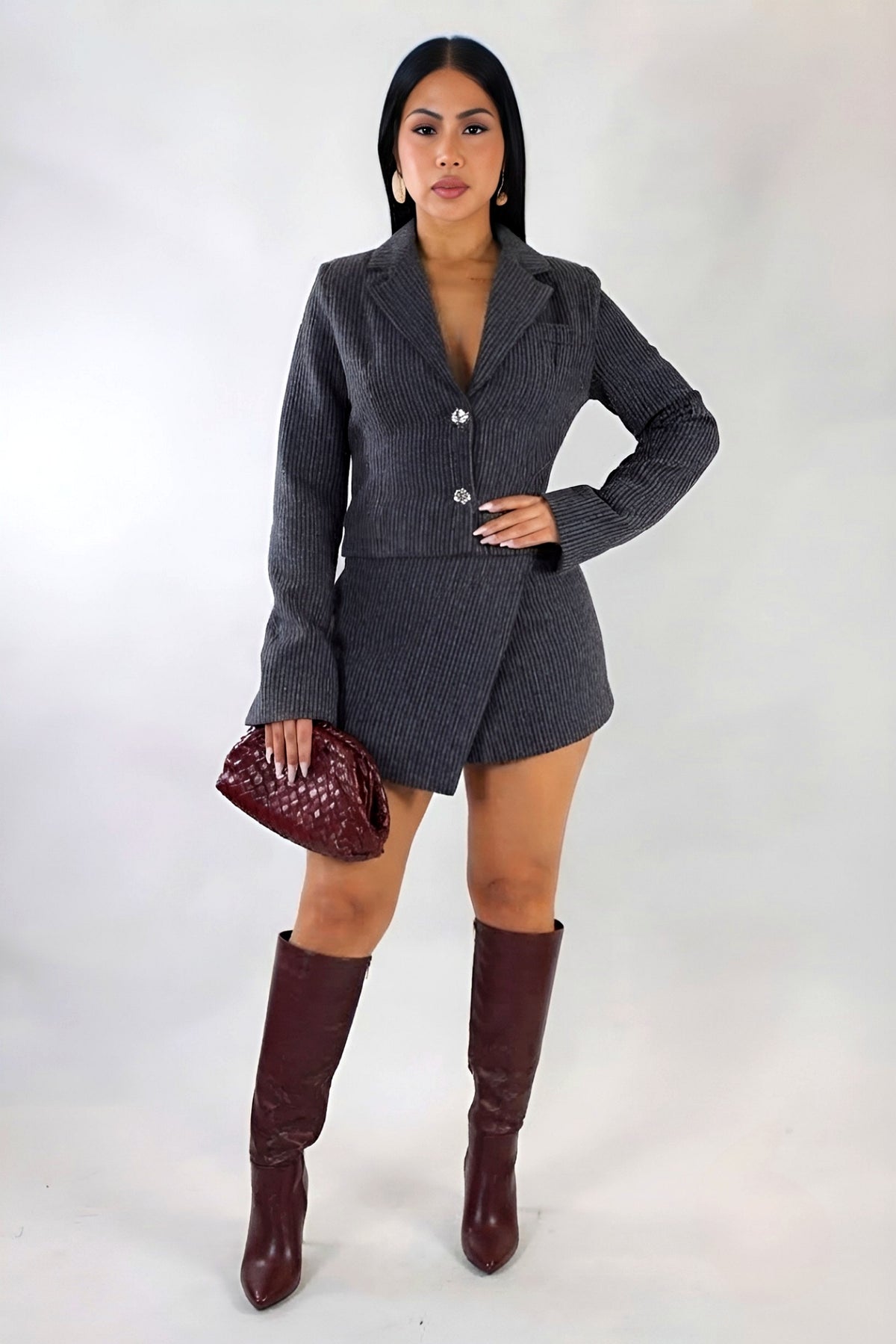 KAYMI | Ensemble Blazer Court en Maille Pinstripe