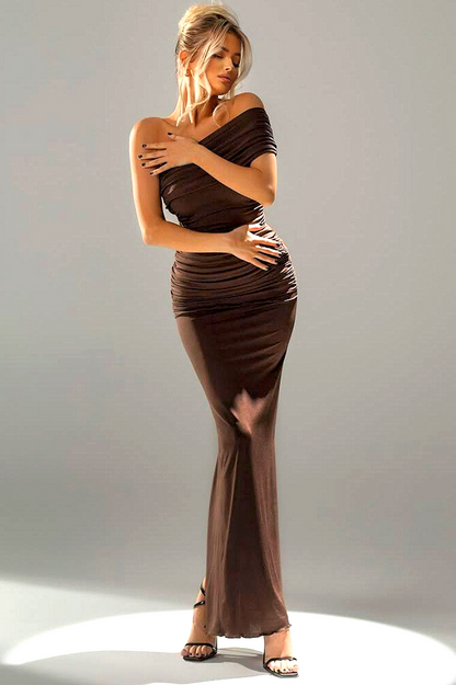 Robe longue asymétrique