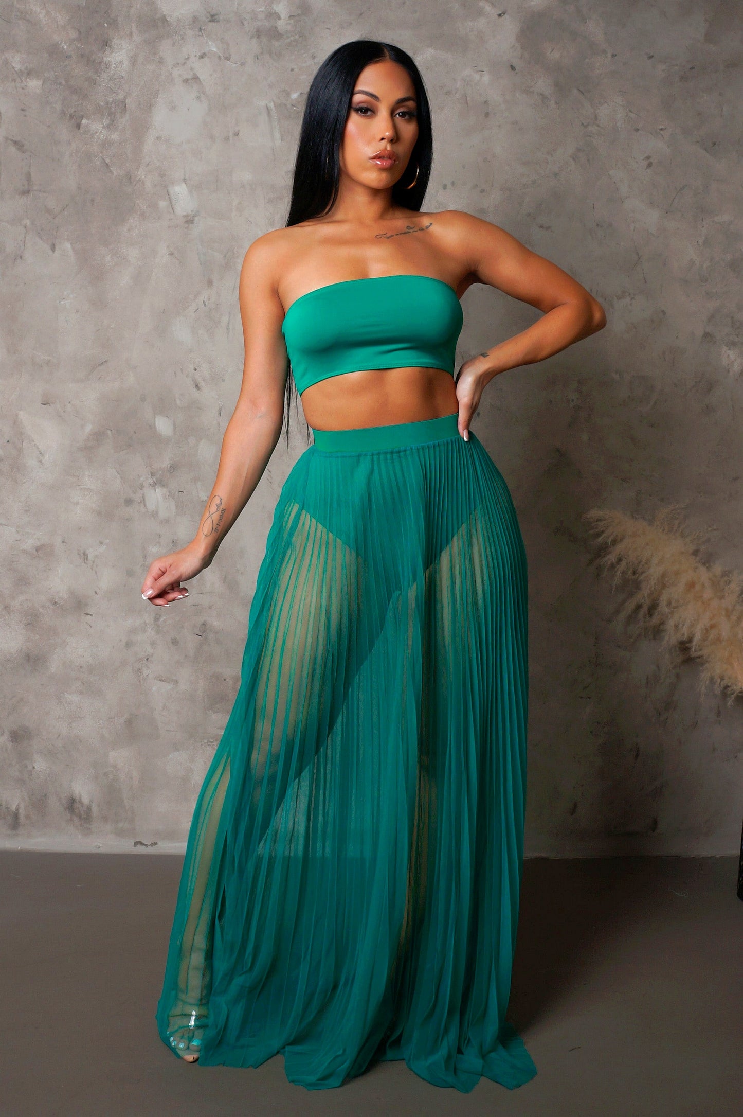 ELAYNIE | Ensemble jupe transparente.