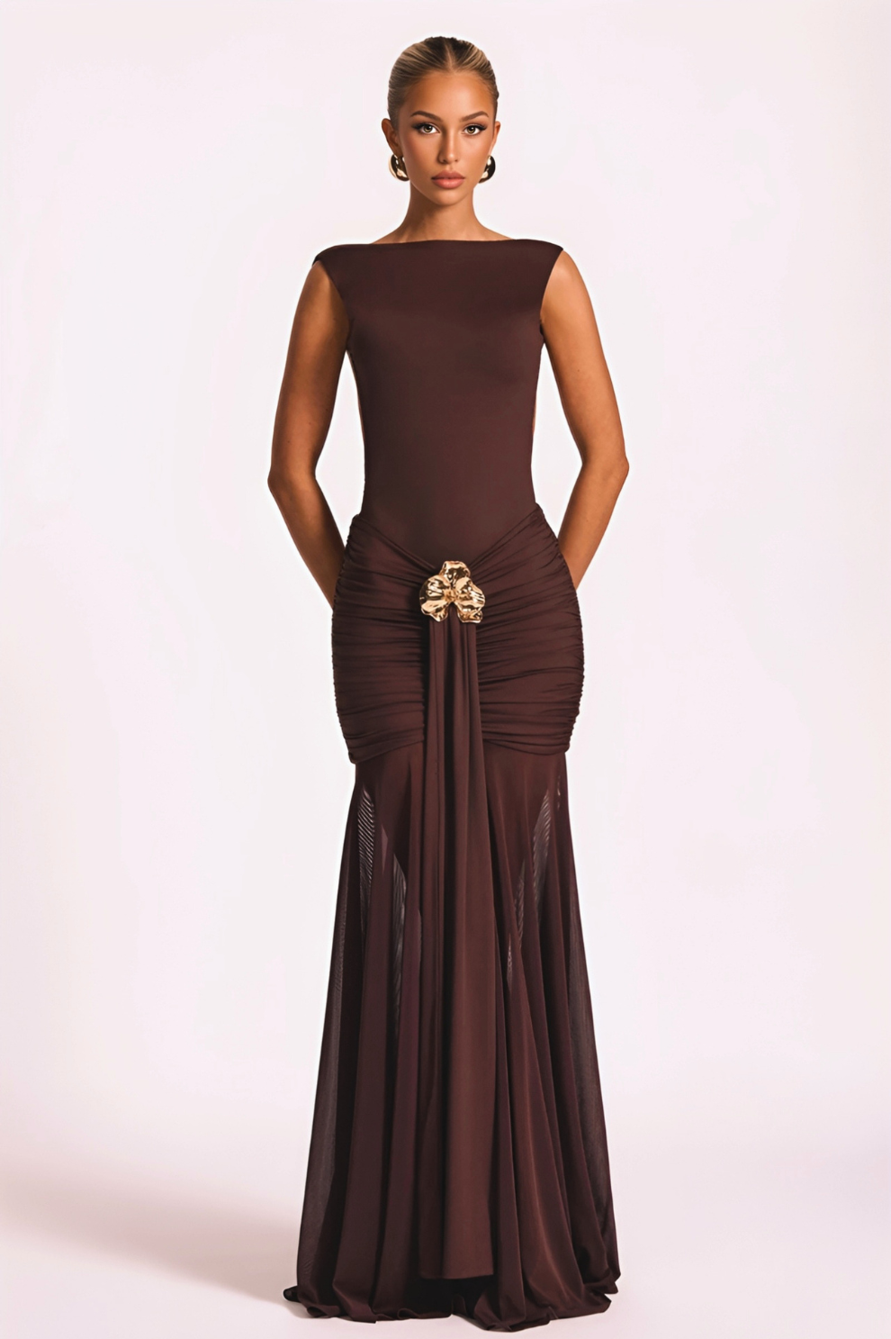 DORCA | Robe longue drapé dos nu avec detail doré