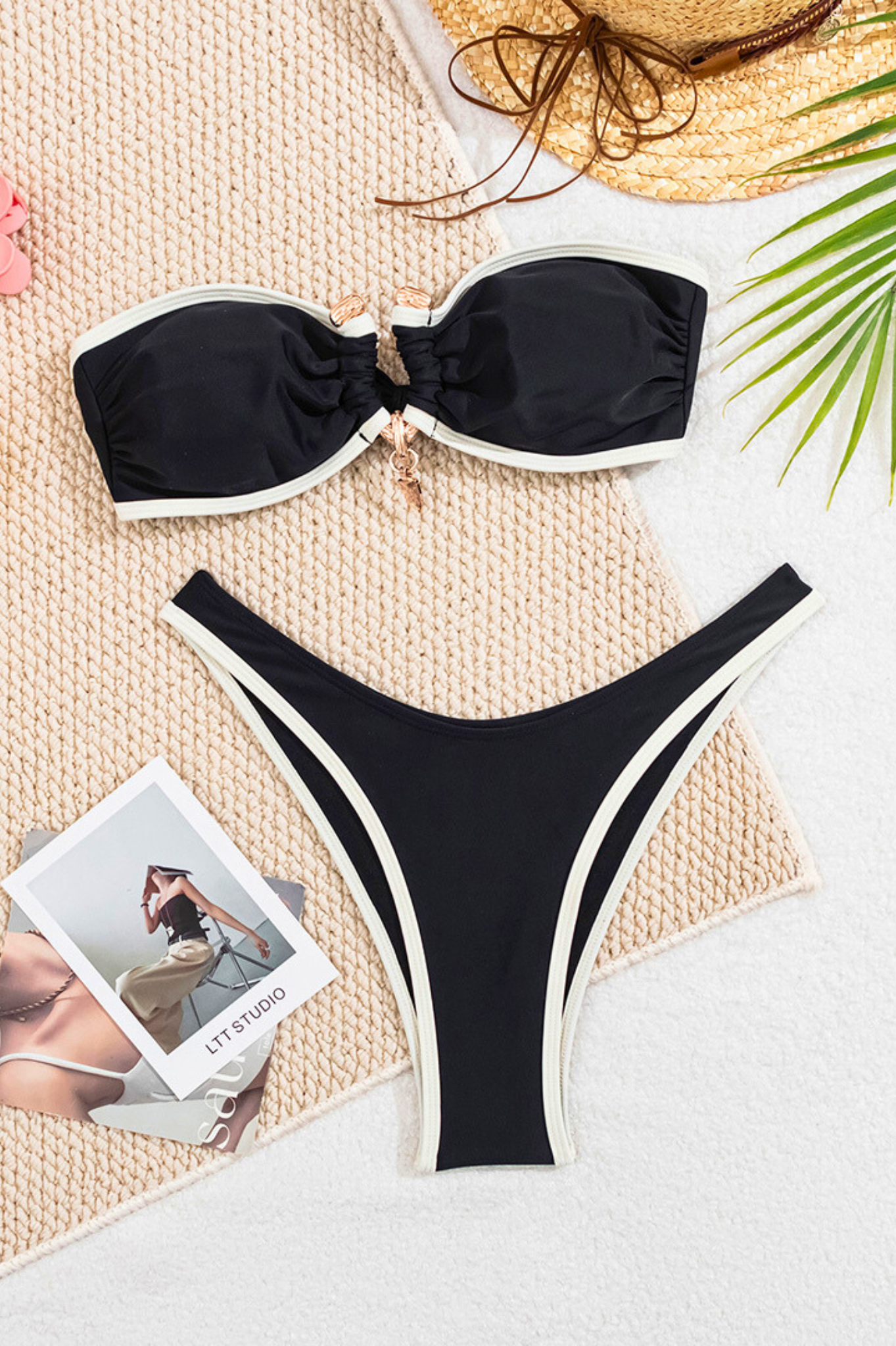 Maillot deux pièces bandeau avec anneaux- Style Brésilien