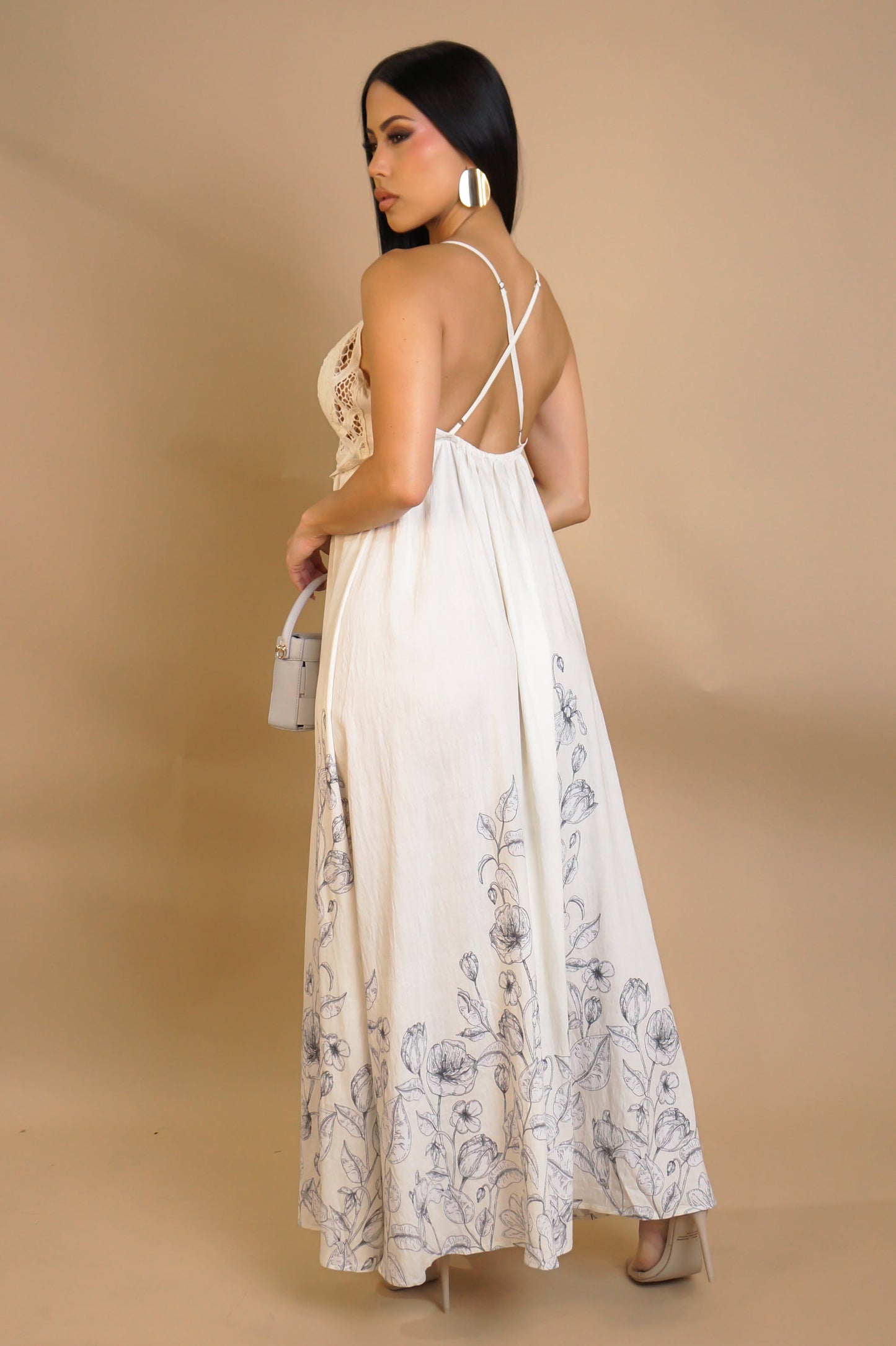 AMIAH | Robe longue florale dentelle