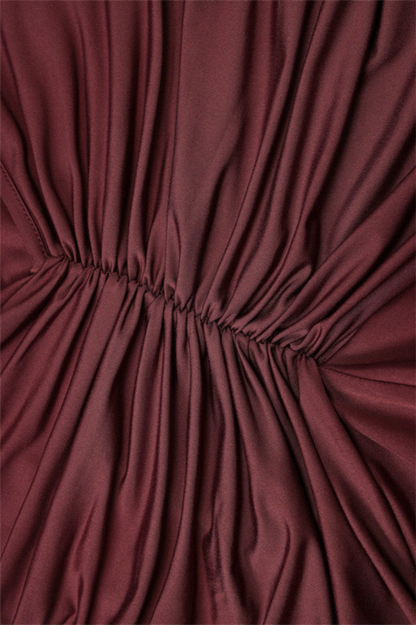 Robe longue décolleté plongeant