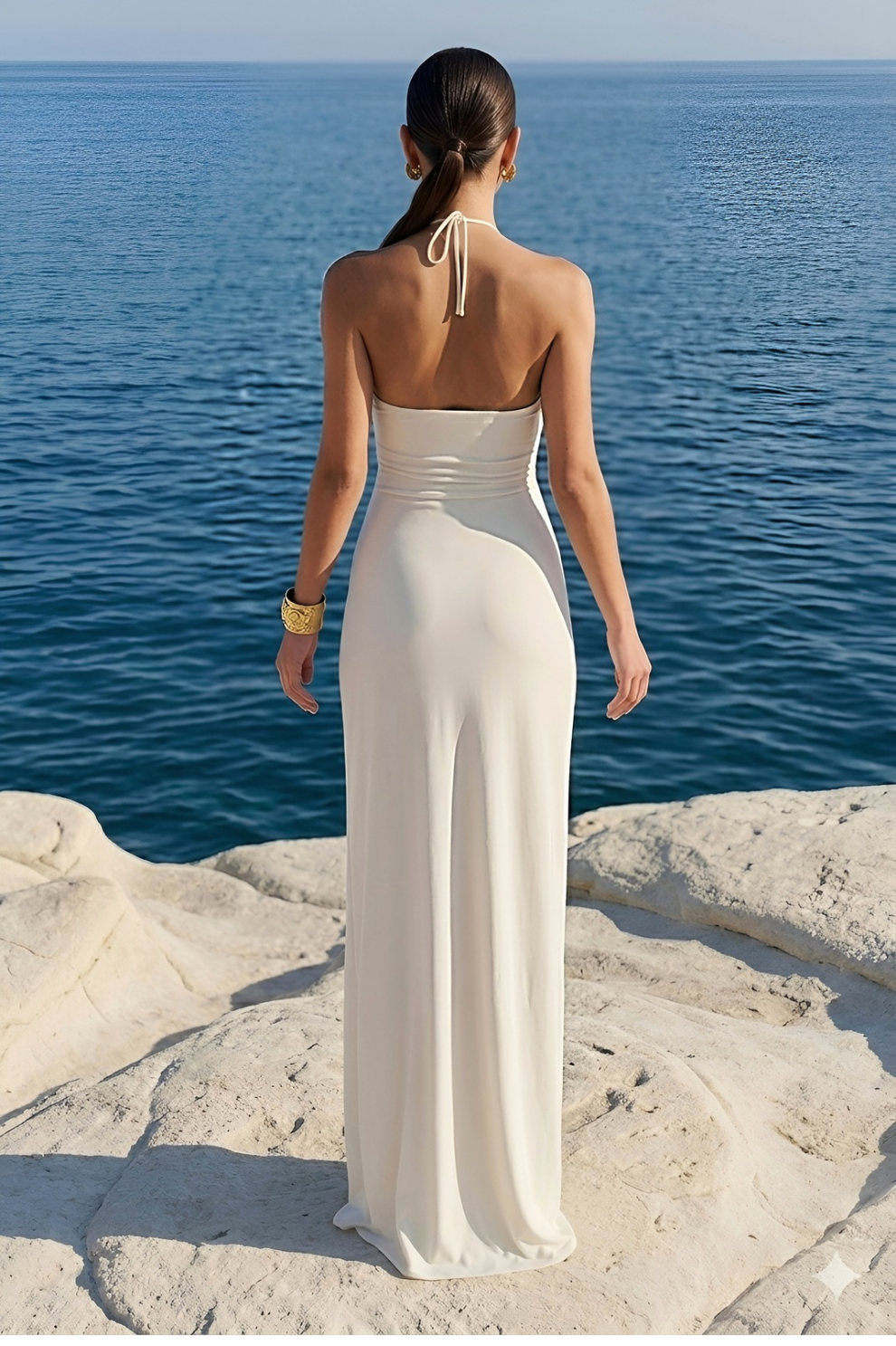 ALENA | Robe longue licou avec détails métalliques