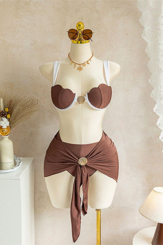Bikini trois pièces avec détail doré
