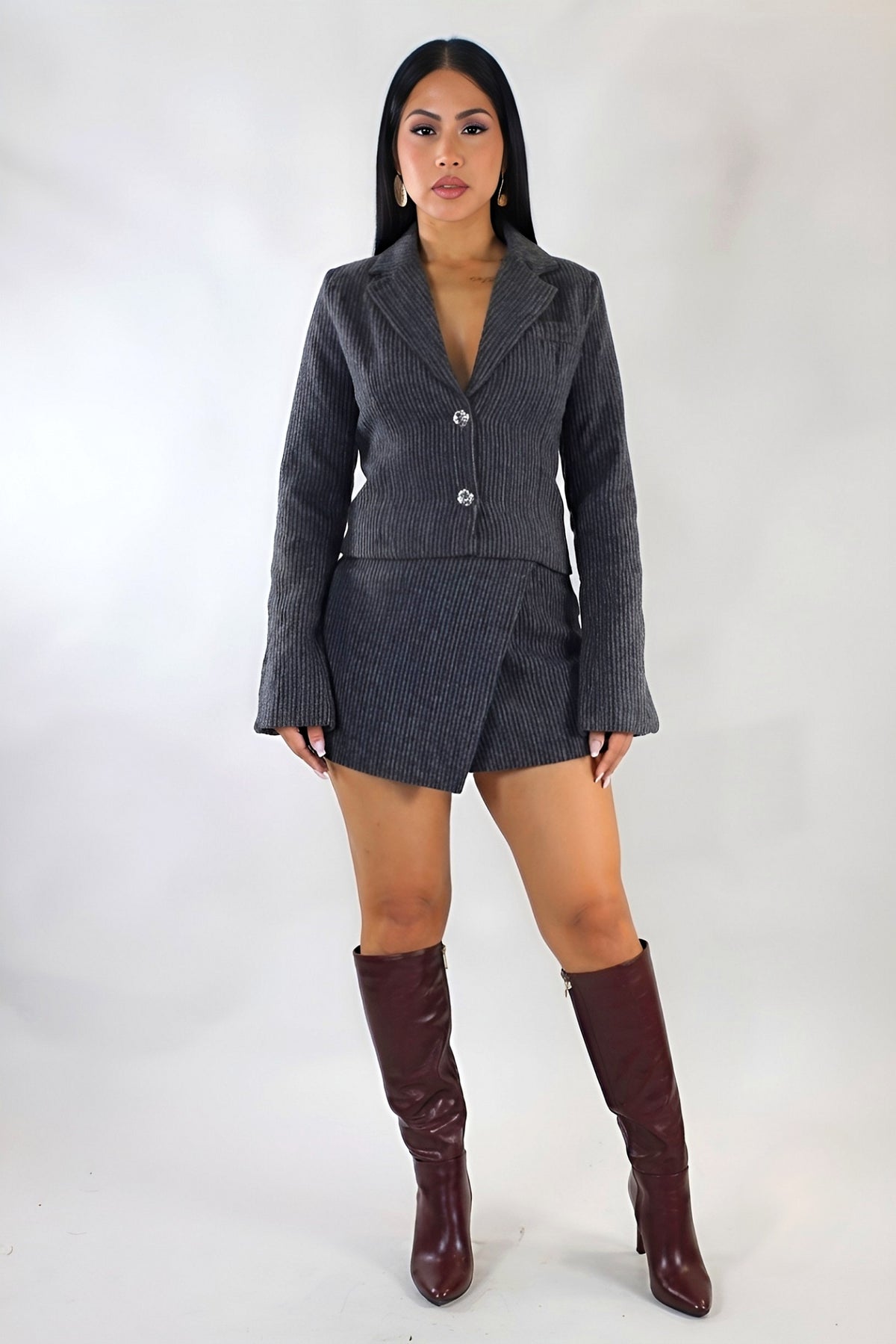KAYMI | Ensemble Blazer Court en Maille Pinstripe